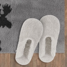 Abyss Super Pile Slipper